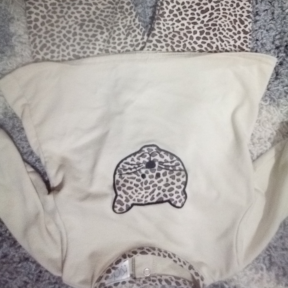Little girls two piece wild leopard outfit